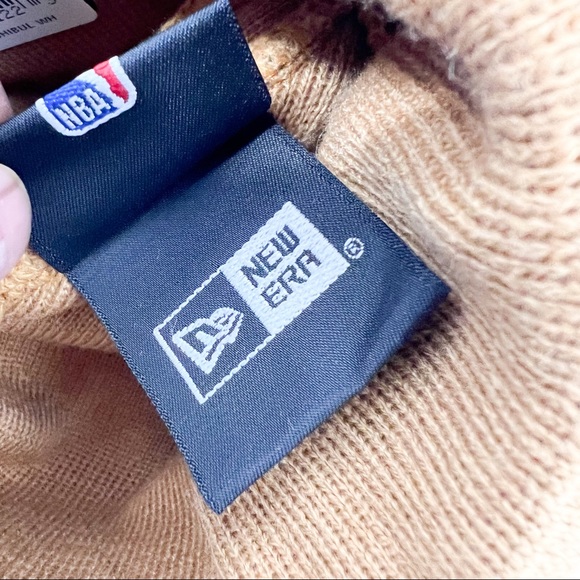 New Era Chicago Bulls 6x Champions NBA Finals Cuffed Knit Hat - Picture 10 of 11